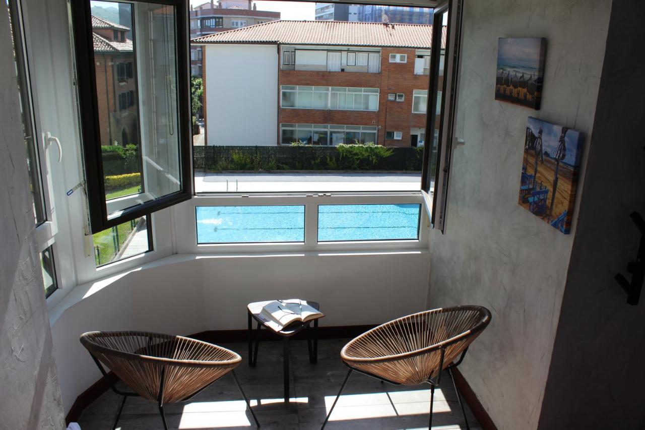 Apartamentos Zarautz Playa, Con Piscina Y Garaje Exterior photo