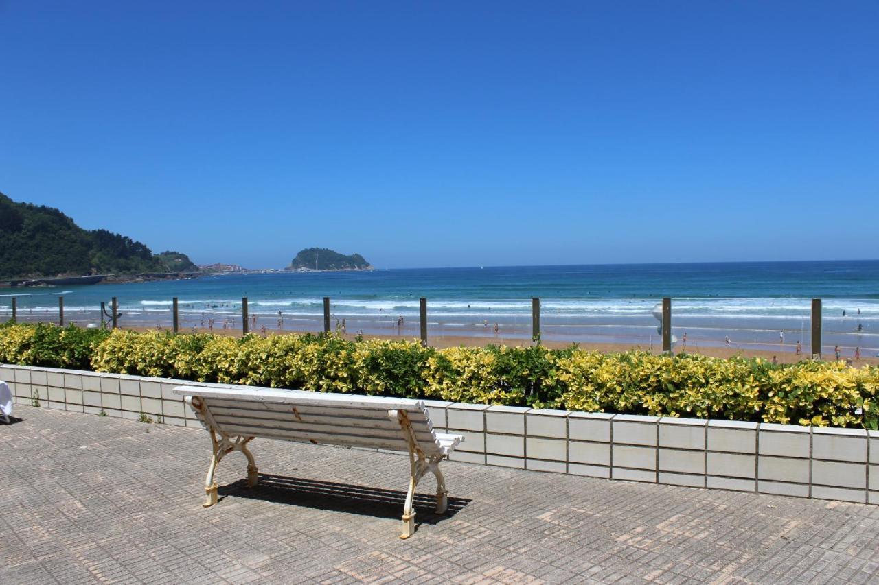Apartamentos Zarautz Playa, Con Piscina Y Garaje Exterior photo